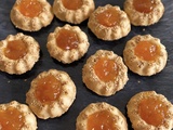 Petits gâteaux au sésame et à la confiture