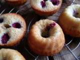 Gâteaux fondants à l’amande et aux framboises