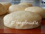 Dampfnüdles de Claudine (petits pains moelleux à la vapeur)