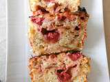 Cake rhubarbe - fraises (Strawberries and rhubarb cake)