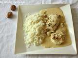 Escalopes de poulet au camembert et aux noix (Chicken Cutlets with Camembert and walnuts)