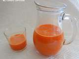 Jus de carottes, oranges, pommes (Apples, carrots and oranges juice)