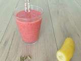 Smoothie fraises, bananes, cardamone (Strawberries, banana and cardamon smoothie)