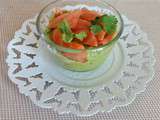 Verrines d'avocat au saumon fumé (Avocado glasses with smoked salmon)