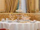 Tea Time Impérial au Ritz Paris : l’exceptionnel en trois actes gourmands