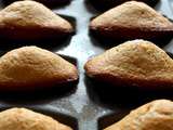 Chestnut and walnut madeleines // Madeleines à la farine de châtaigne et huile de noix