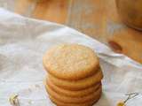 Honey and chamomile salted butter cookies // Sablés au beurre salé, miel et camomille