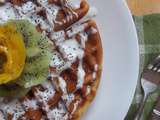 Lemon and poppy seed sourdough waffles // Gaufres au levain, citron et pavot