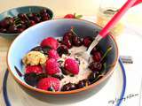 Overnight Porridge aux Fruits Rouges et Beurre de Cacahuètes