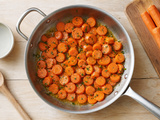 Carottes Vichy recette : fondantes, brillantes et jamais noyées dans le jus