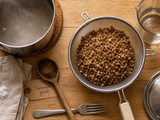 Cuisson du sarrasin : 12 minutes, 2 volumes d’eau et des grains bien séparés