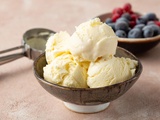 “Je fais ma glace maison sans sorbetière” : cette astuce ultra simple que tout le monde devrait connaître