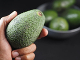Votre avocat est dur comme de la pierre ? Voici l’astuce imparable pour le faire mûrir ultra rapidement