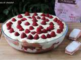 Tiramisu aux framboises et biscuits Roses de Reims