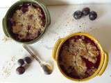 Crumble aux prunes et noisettes