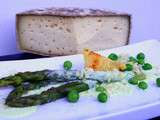 Asperges vertes rôties, crème de tomme de Savoie aux petits pois, tuile de tomme de Savoie