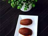 Madeleines sur coque en chocolat