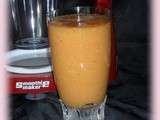 Smoothie banane orange pamplemousse