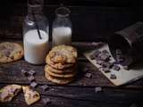 Milky chocolate chunk cookies