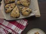 Scones aux petits fruits et au chocolat blanc