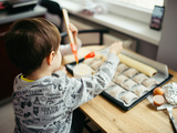 Conseils pour cuisiner avec des enfants (+ quelques idées de recettes)