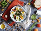 Salade au chèvre chaud et abricots au miel