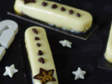 Petits entremets chocolat blanc coeur cassis