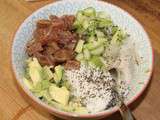 Poke bowl thon avocat et chia