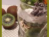 Verrine Printanière au fromage blanc et kiwi