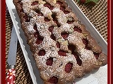 Gâteau aux framboises et pistaches