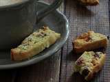 Biscotti aux noisettes et cranberries séchées