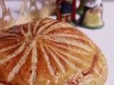 Galettes de l' Epiphanie en 2 versions  : crème d'amandes aux myrtilles ou crème d'amandes /praliné à vous de choisir