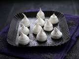 Petites meringues croquantes au pavot