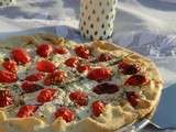 Tarte salée au chèvre frais et aux tomates et thym  , pâte brisée à l'huile d'olive pour regarder le coucher de soleil sur la plage