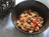 Salade de haricots blancs à la tomate et au cumin