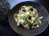 Tagliatelles à la mozzarella, au citron et à la menthe