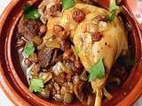 Tajine de poulet, raisins et abricots secs