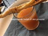 Gaspacho de melon et ses gressins