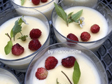 Panna cotta verveine citron aux fraises des bois