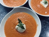 Gaspacho et glace au chèvre frais : une entrée estivale originale