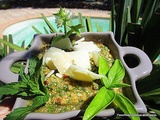 Facile pesto basilic, tomates, ail, parmesan, pignons de pin, huile d'olive