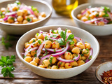 Salade de Pois Chiches aux Oignons Rouges et Huile d'Olive