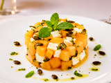 Tartare de melon, feta, menthe et graines de courge toastées