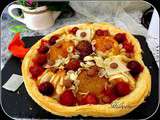 Tarte aux fruits  pêches, cerises, et prunes sans gluten et ses pépites de chocolat au lait