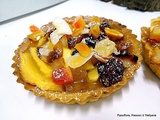 Tartelettes sablées aux pommes, fruits confits et raisins secs