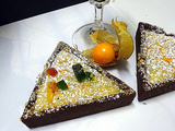 Trendy tartelette triangle choco crème frangipane et fruits confits