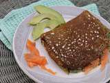 Galette aux épinards, saumon fumé et avocat