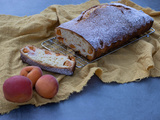 Gâteau moelleux aux abricots