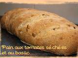 Pain aux tomates séchées et au basilic