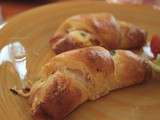 Petits croissants aux allumettes de lardons